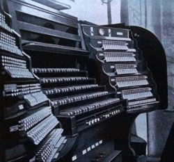  Consolle Organo Danzica ante 1945 